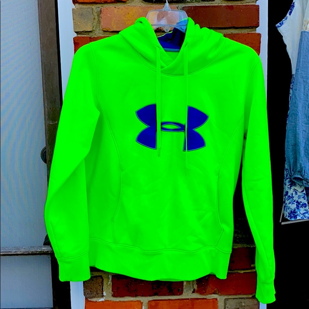 Large UnderArmor Hoodie